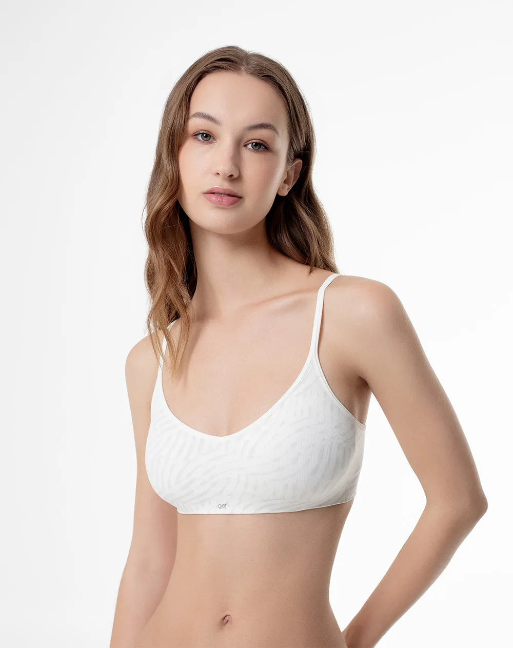 Top en tiras delgadas soporte medio crudo estampado sold by Gef