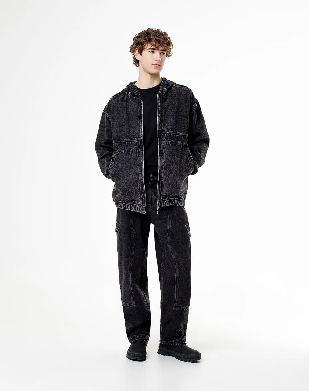 Chaqueta regular fit con capucha denim negro sold by Gef product image thumbnail 4