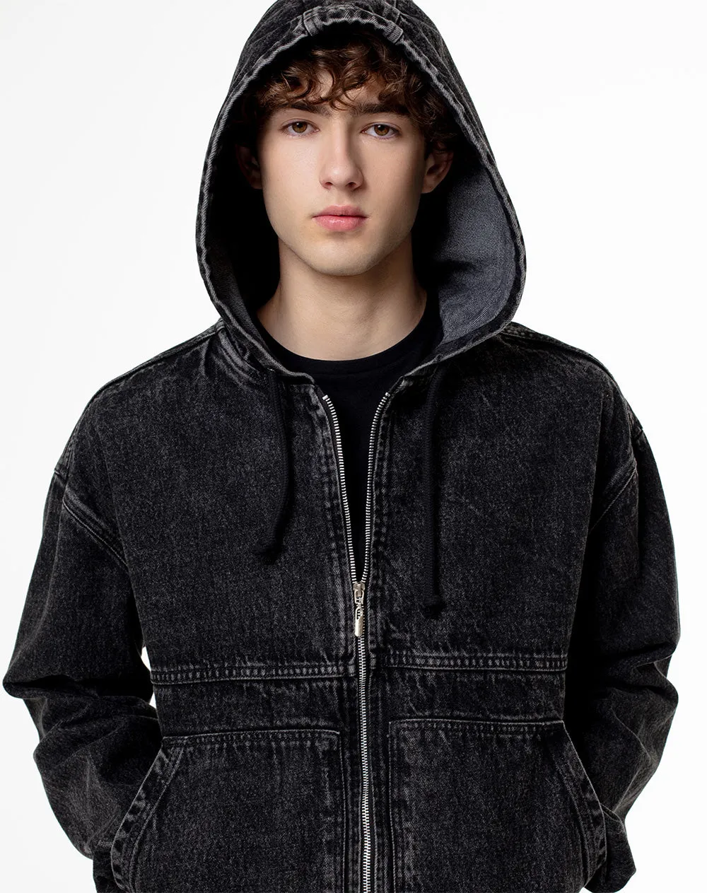 Chaqueta regular fit con capucha denim negro sold by Gef product image thumbnail 3