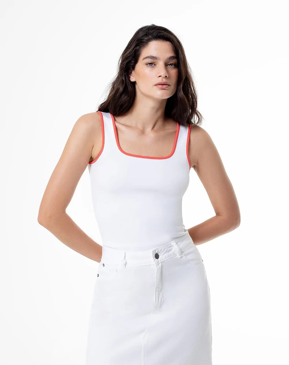 Camiseta fitted fit blanca sold by Gef product image thumbnail 3