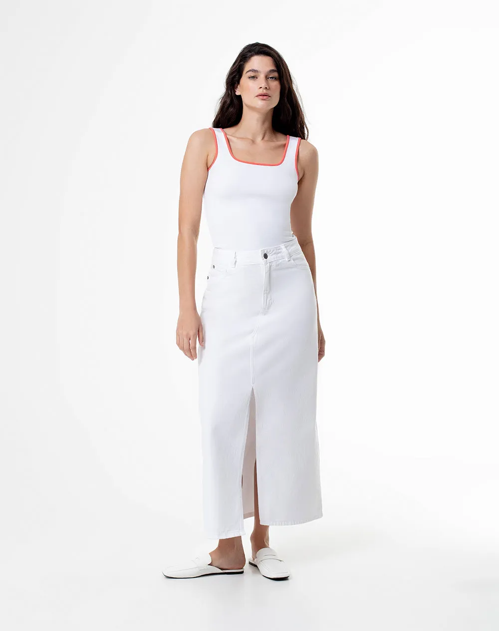 Camiseta fitted fit blanca sold by Gef product image thumbnail 4