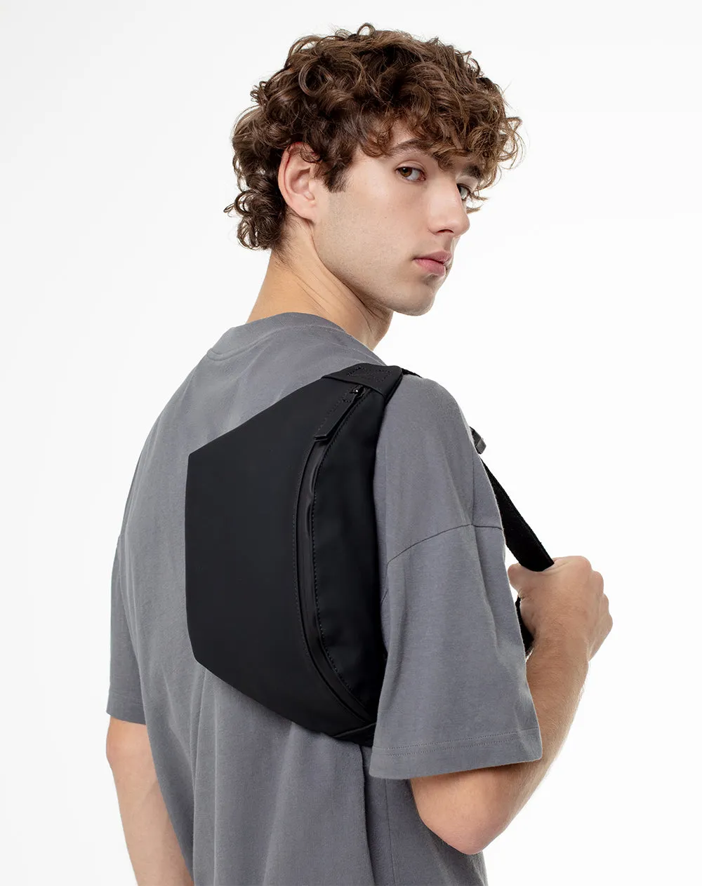 Riñonera negra sold by Gef product image thumbnail 2