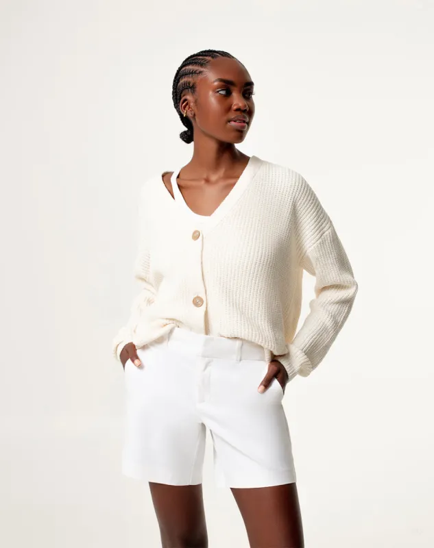 Bermuda regular fit en drill blanca sold by Gef