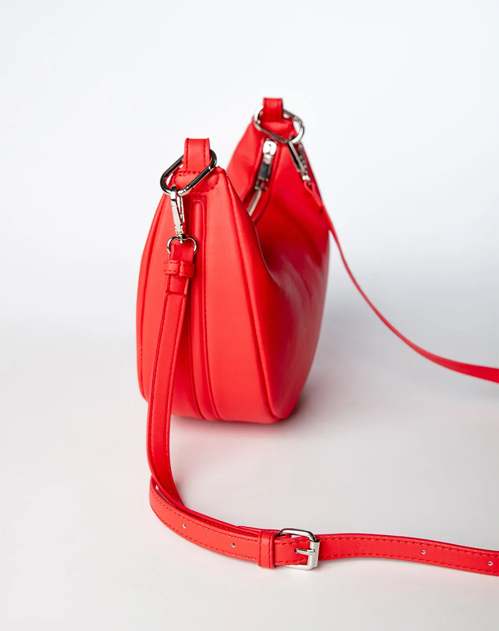Bolso rojo sold by Gef product image thumbnail 5