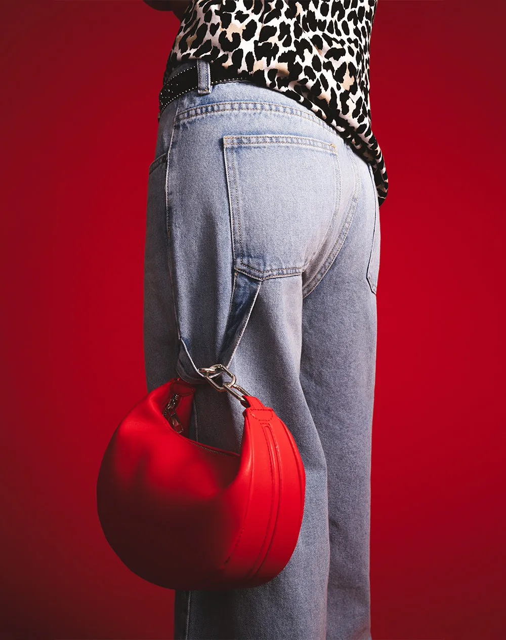 Bolso rojo sold by Gef