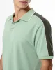 Polo relaxed fit manga corta verde con bloques sold by Gef
