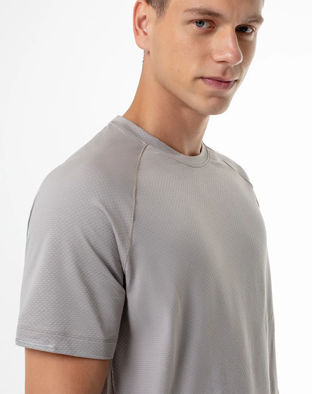 Camiseta deportiva control humedad café hombre sold by Gef