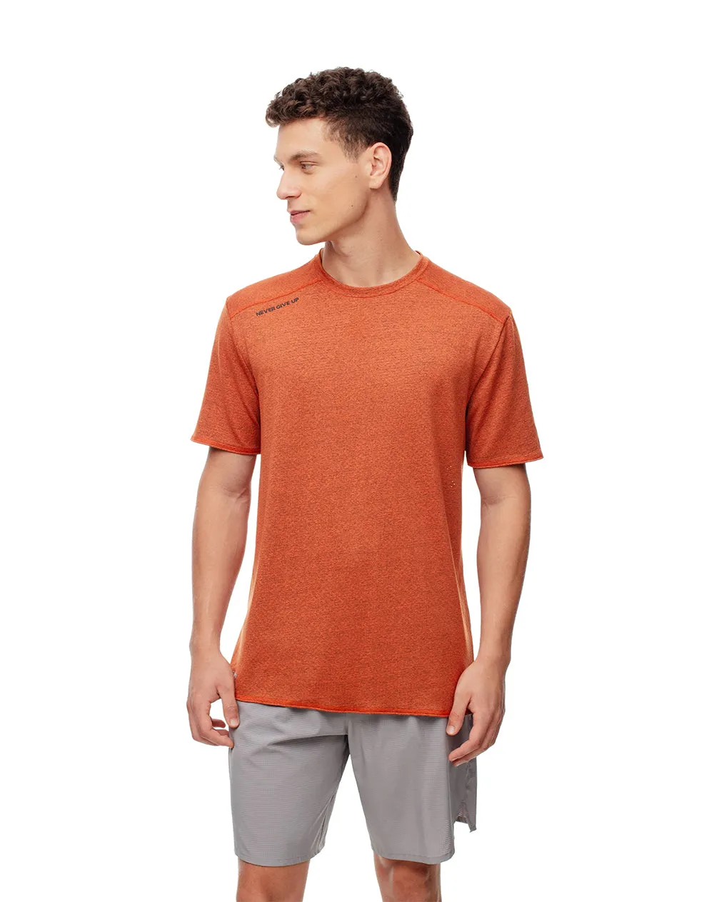 Camiseta deportiva control humedad naranja hombre sold by Gef