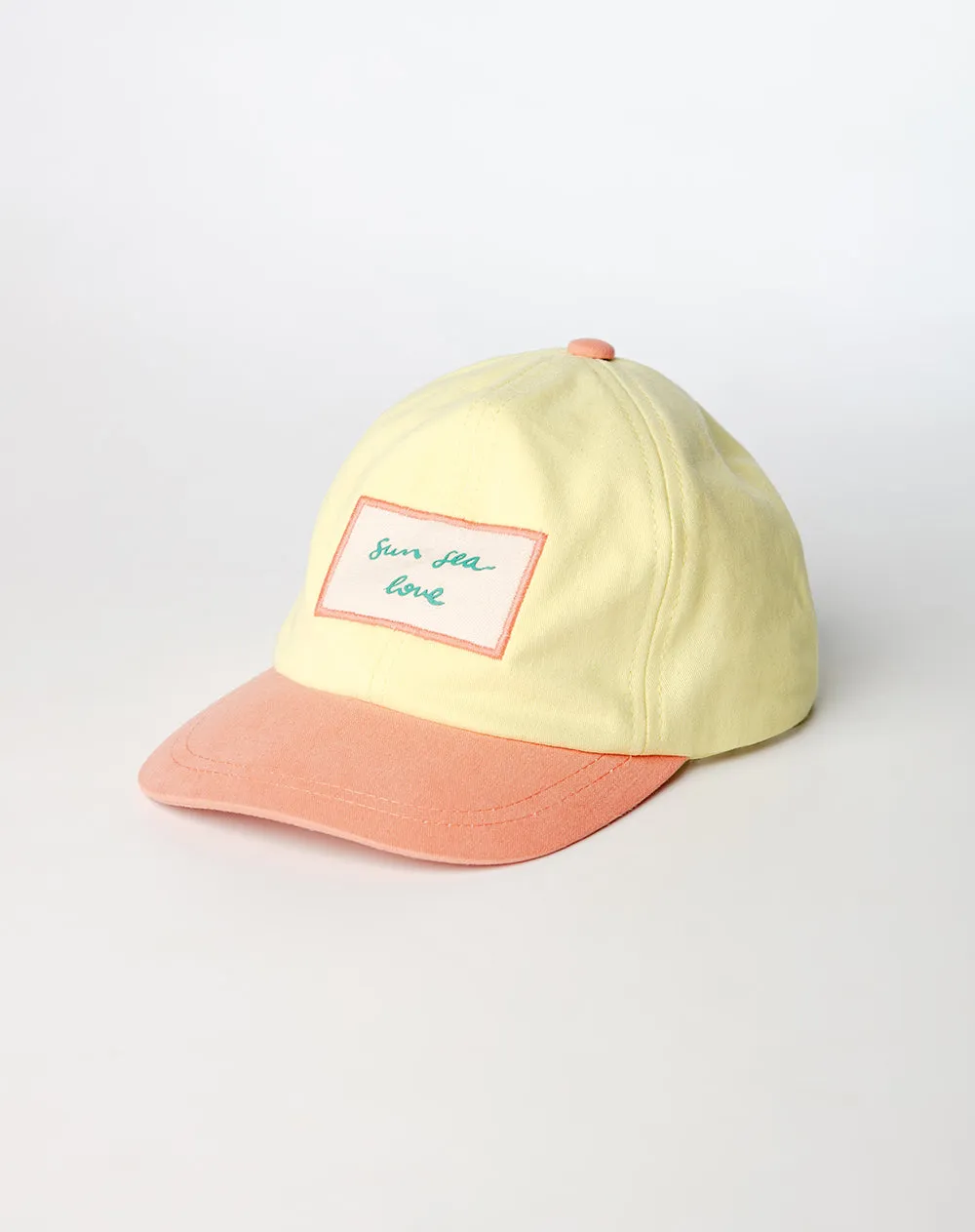 Gorra multicolor sold by Gef