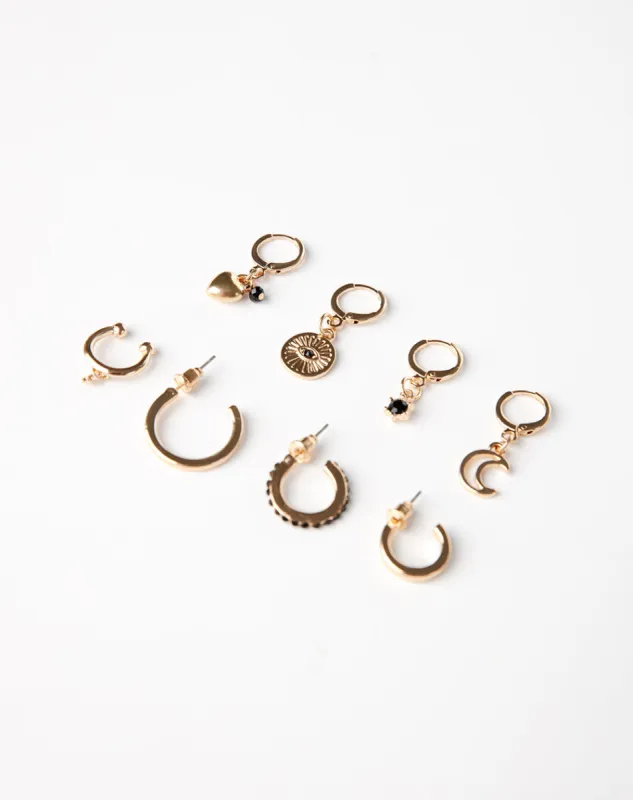 Aretes pack x8 surtidas sold by Gef