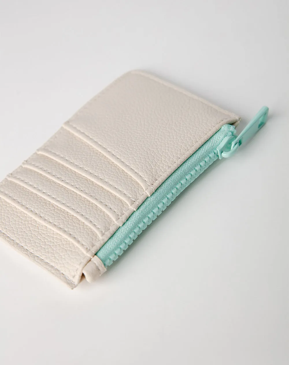 Porta tarjetas beige sold by Gef product image thumbnail 3