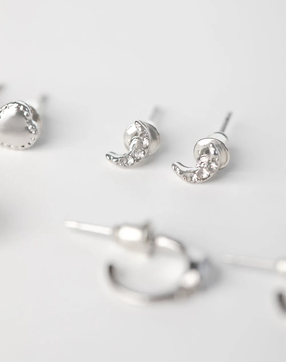 Aretes pack x6 plateadas sold by Gef product image thumbnail 3