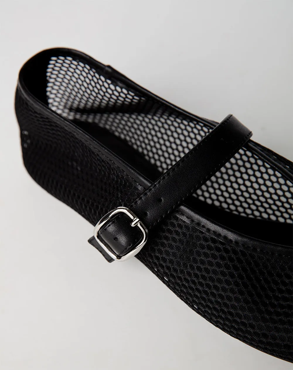 Baletas negras sold by Gef product image thumbnail 4