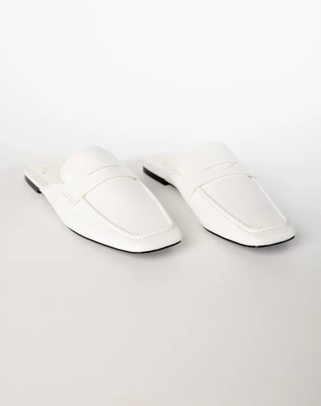 Zapatos tacon blanco sold by Gef