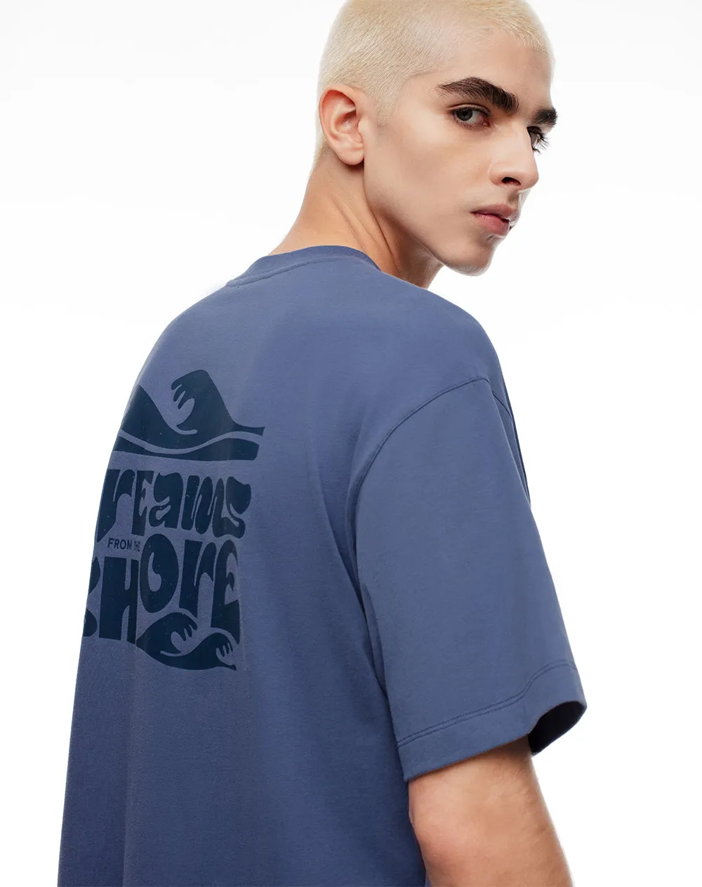 Camiseta regular fit manga corta azul sold by Gef