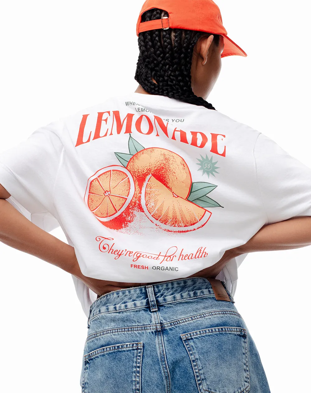 Camiseta relaxed fit manga corta blanca sold by Gef