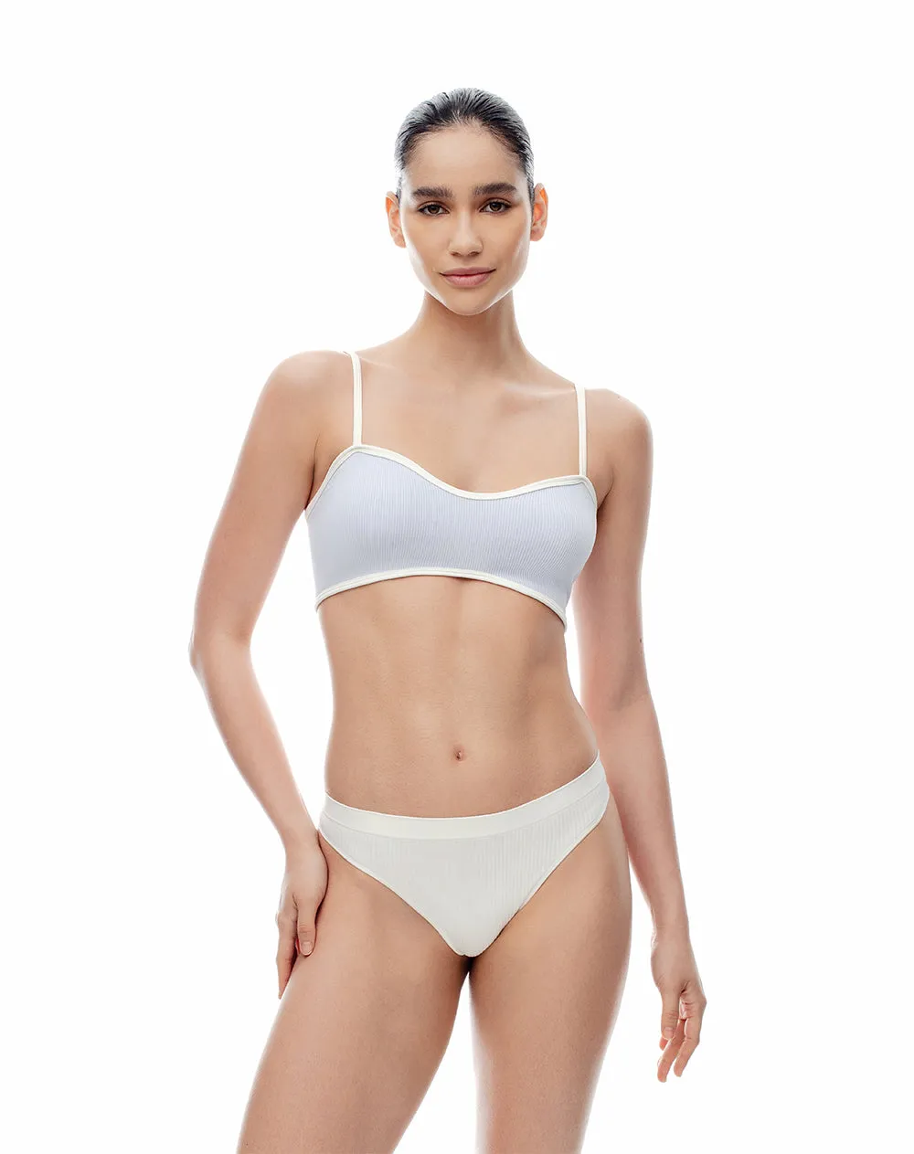 Top soporte medio pocas costuras azul sold by Gef product image thumbnail 5