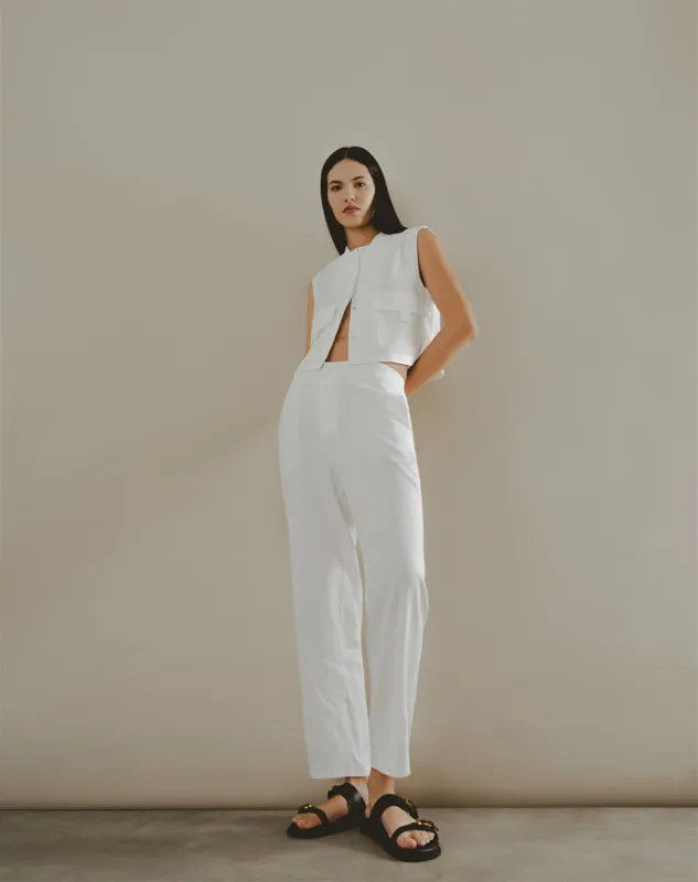 Pantalón regular fit tiro alto blanco sold by Gef