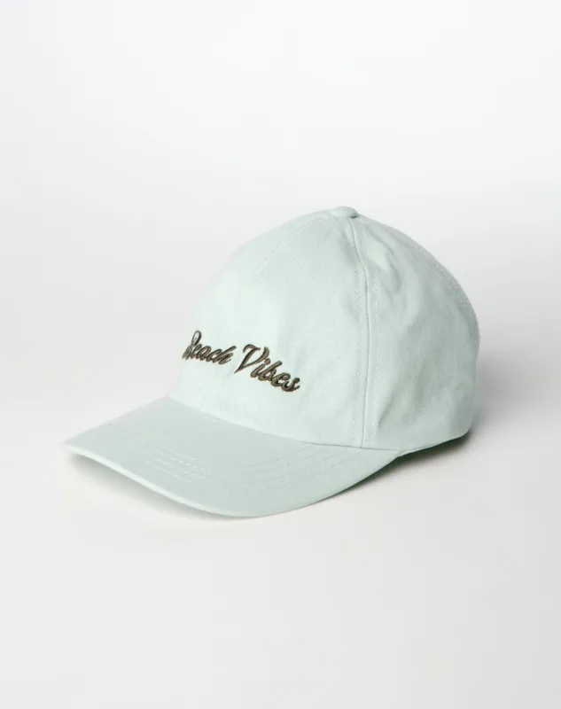 Gorra verde sold by Gef
