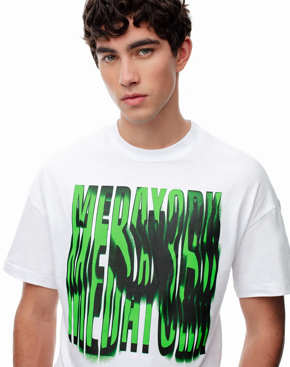 Camiseta manga corta blanca sold by Gef