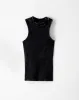 Camiseta fitted fit negra sold by Gef