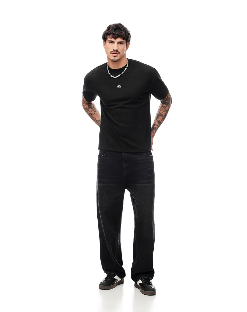 Camiseta regular algodón negra bordado unisex sold by Gef product image thumbnail 4