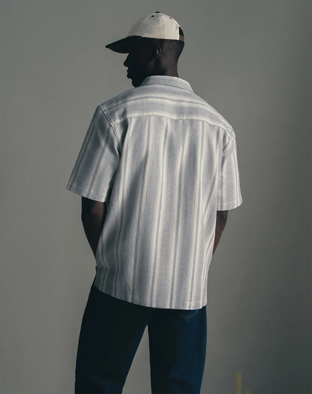 Camisa regular fit manga corta gris rayas sold by Gef product image thumbnail 2