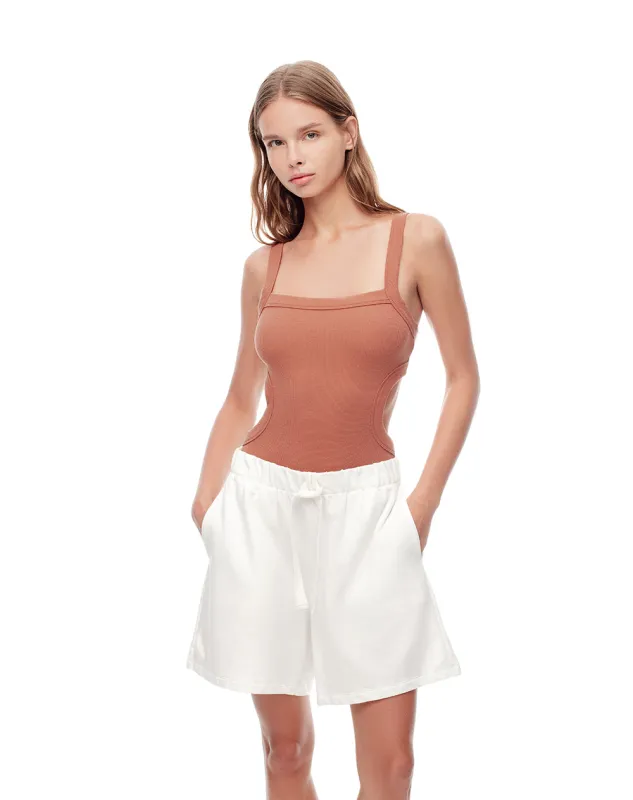 Bermuda regular fit blanca sold by Gef