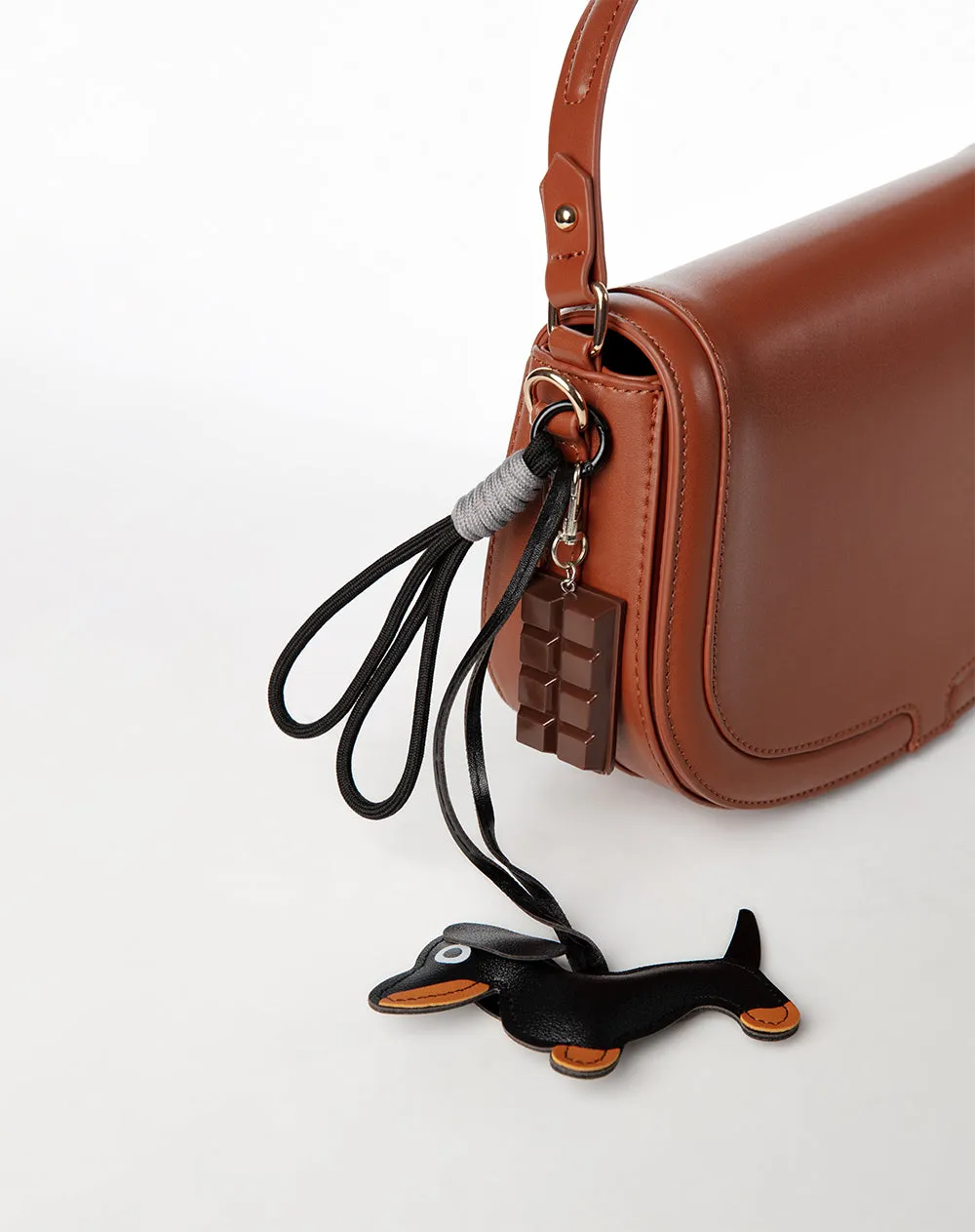 Llavero charm perrito negro sold by Gef product image thumbnail 2