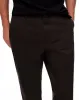 Pantalón regular fit tiro medio chocolate sold by Gef
