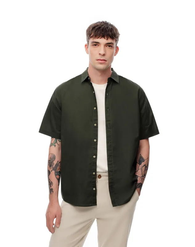 Camisa regular fit manga corta verde sold by Gef