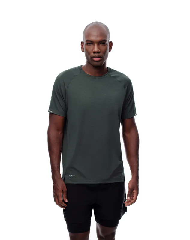 Camiseta regular fit manga corta verde sold by Gef