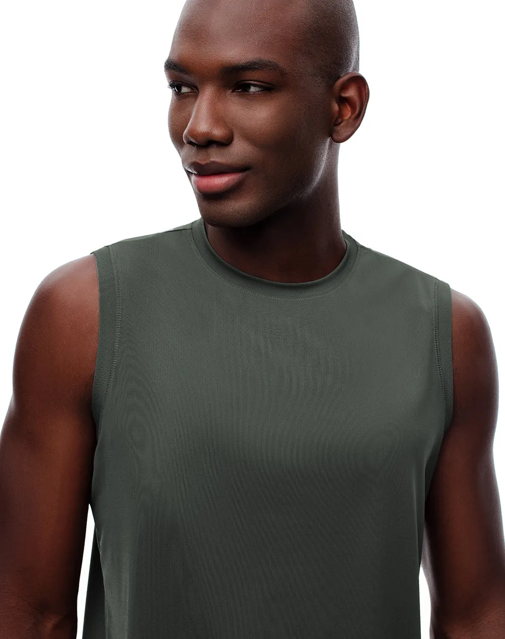 Camisilla deportiva antibacterial verde hombre sold by Gef product image thumbnail 4