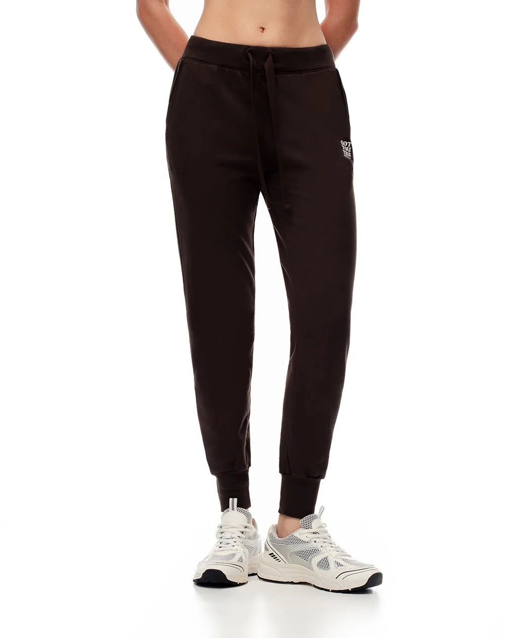 Jogger tiro medio algodón chocolate mujer sold by Gef product image thumbnail 3