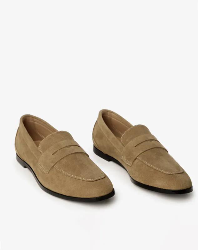 Zapatos loafer cafe sold by Gef