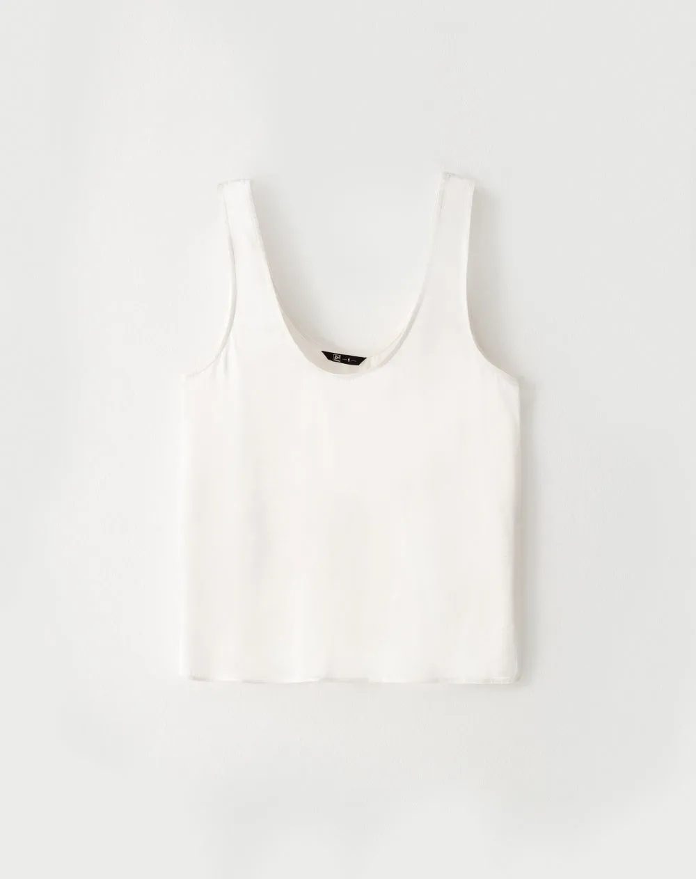 Blusa holgada satín habano mujer sold by Gef product image thumbnail 5