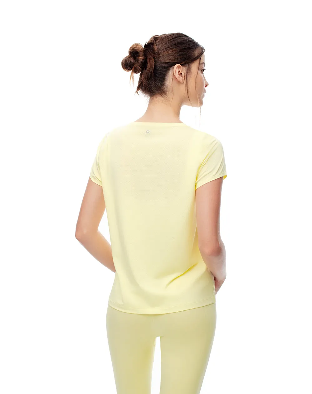 Camiseta deportiva secado rápido amarilla mujer sold by Gef product image thumbnail 2
