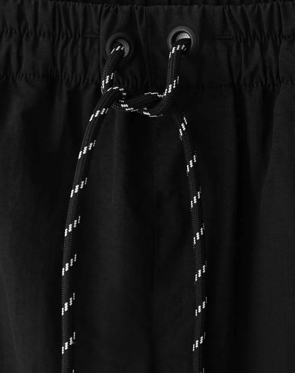 Bermuda regular drill algodón negra niño sold by Gef product image thumbnail 2