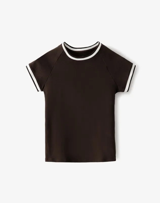Camiseta fitted fit manga corta chocolate sold by Gef