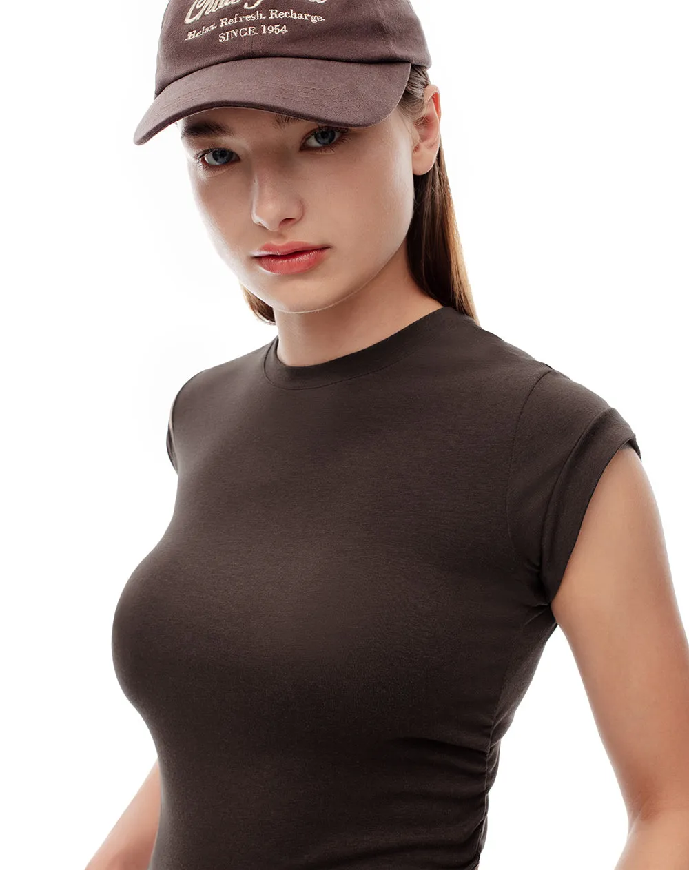 Camiseta crop slim chocolate mujer sold by Gef