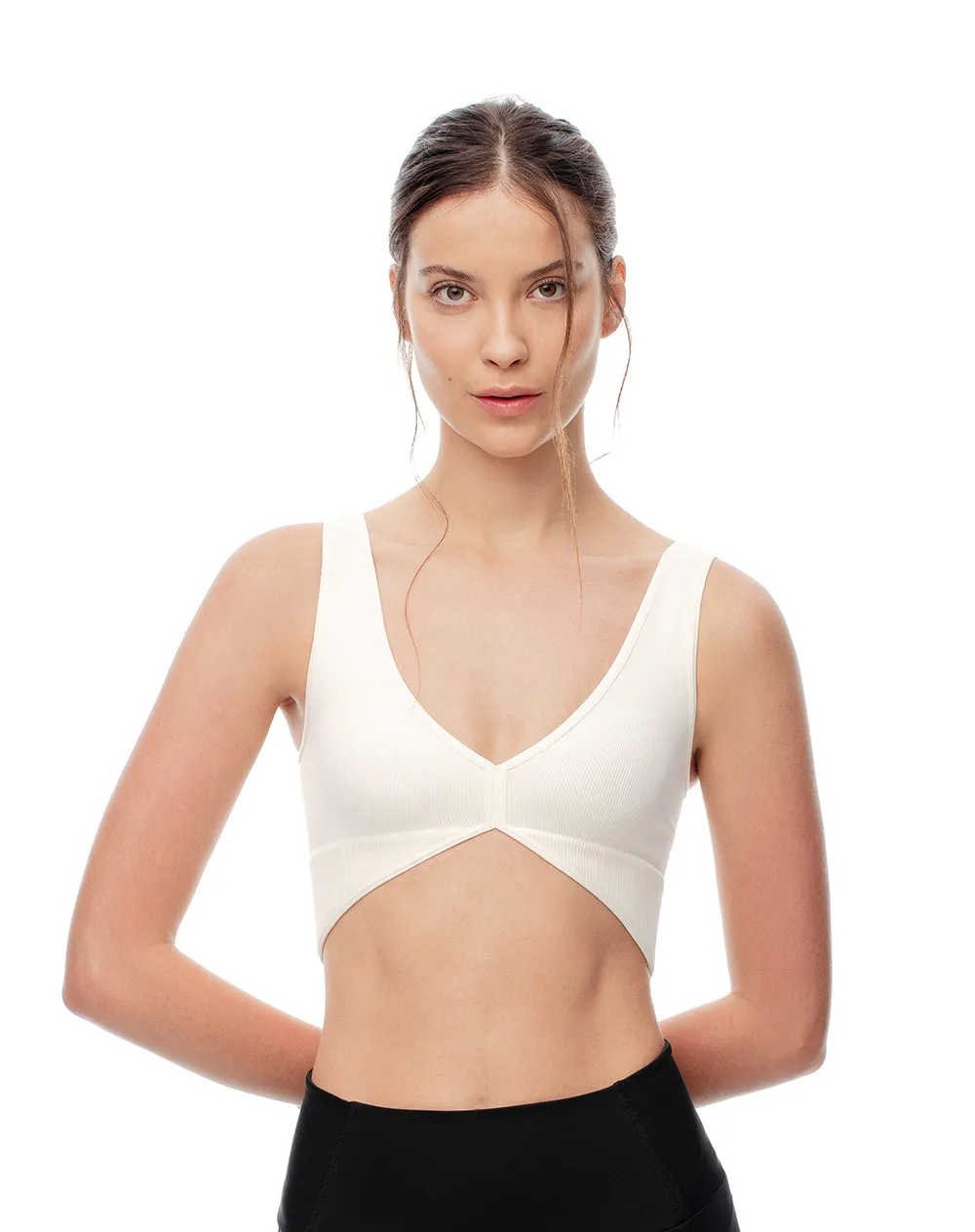 Top deportivo soporte medio seamless blanco sold by Gef