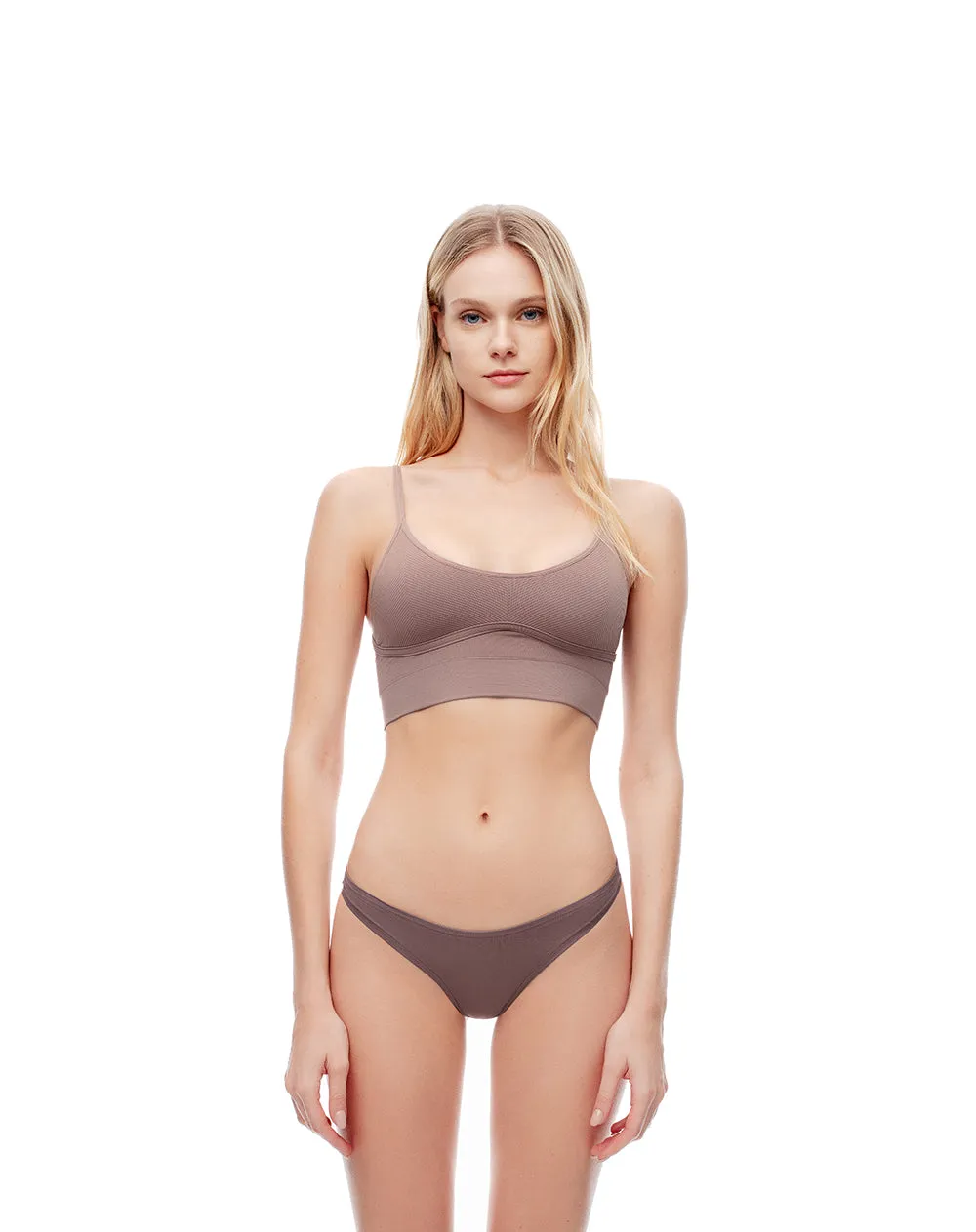 Panty tipo tanga tiro medio x3unds surtido sold by Gef product image thumbnail 3