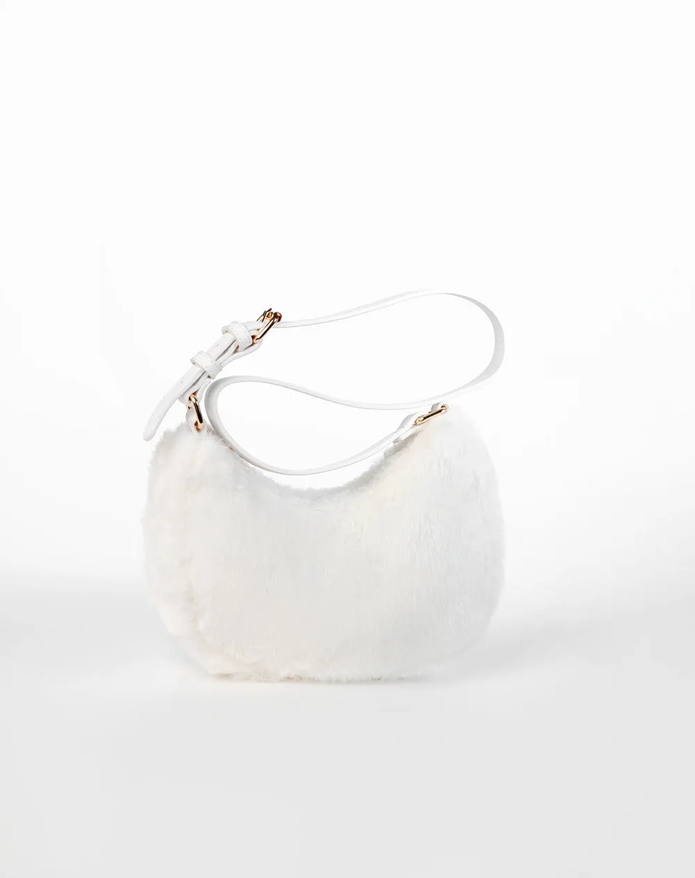 Bolso tipo baguette textura peluche blanco niña sold by Gef product image thumbnail 3