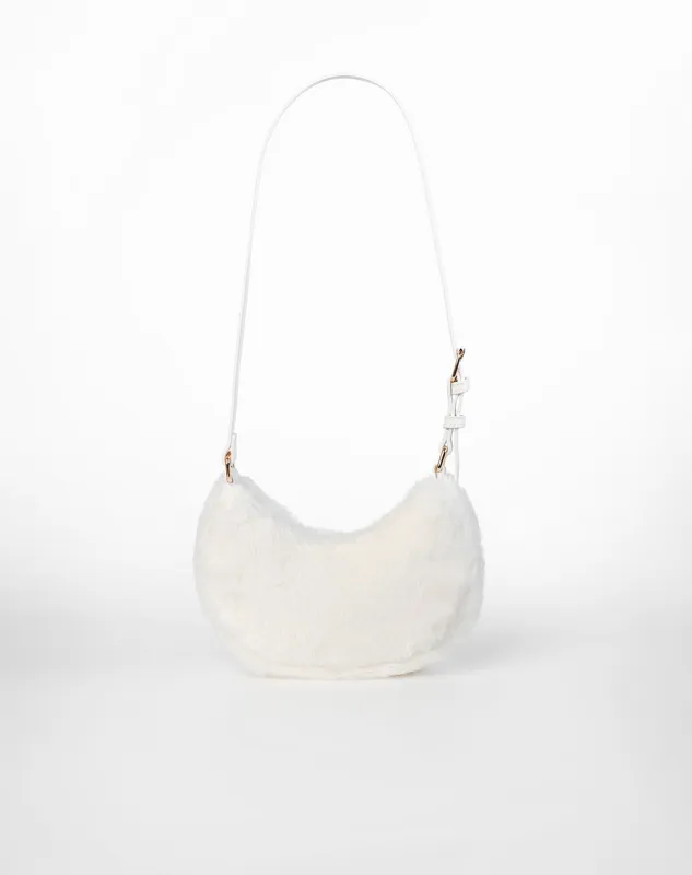 Bolso tipo baguette textura peluche blanco niña sold by Gef