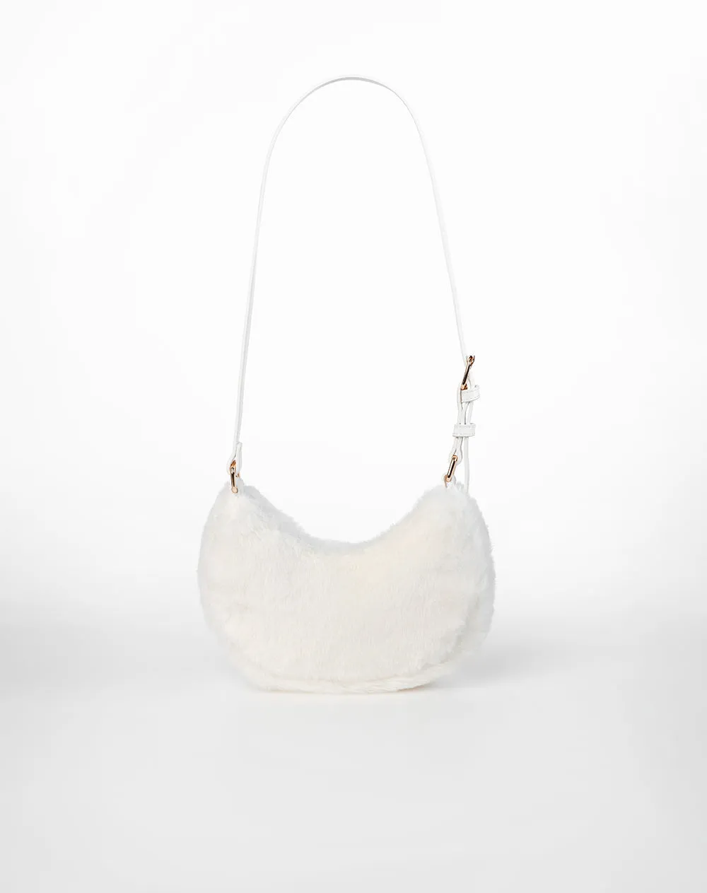 Bolso tipo baguette textura peluche blanco niña sold by Gef