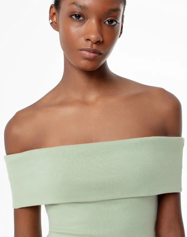 Camiseta skinny fit verde sold by Gef