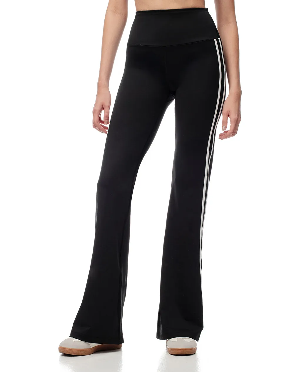 Pantalón deportivo flare tiro alto negro mujer sold by Gef product image thumbnail 4