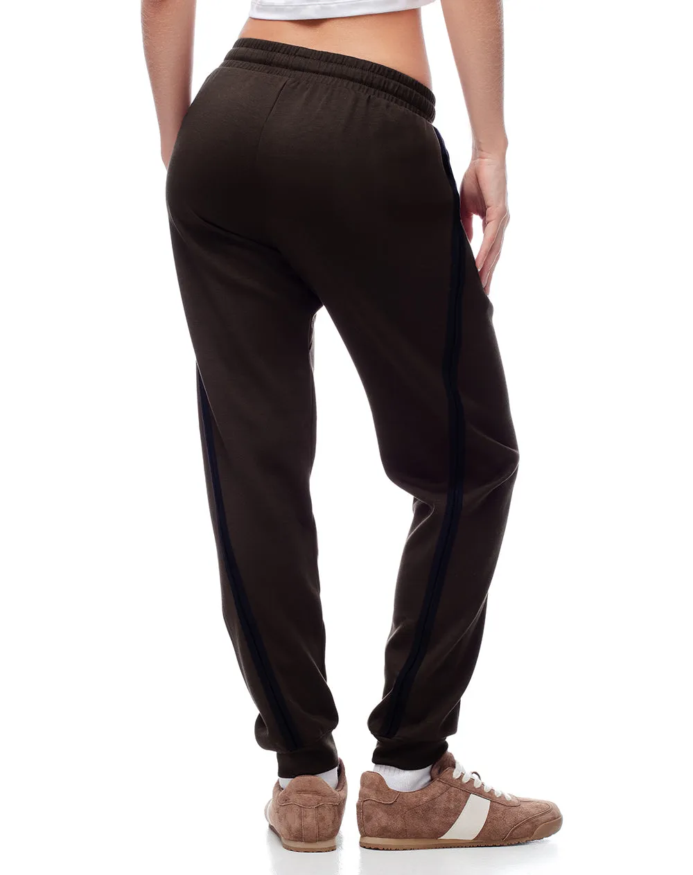 Jogger tiro medio chocolate mujer sold by Gef product image thumbnail 2