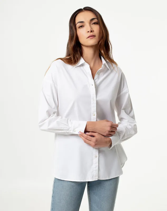 Camisa oversized fit manga larga blanca sold by Gef