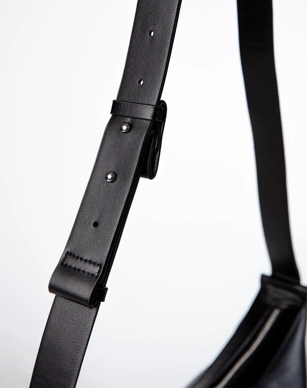 Bolso negro sold by Gef product image thumbnail 5